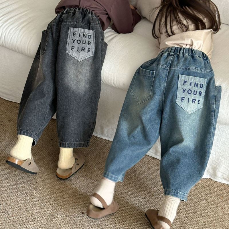 2025秋新入荷★子供服　ズボン★80cm〜150cm 2色