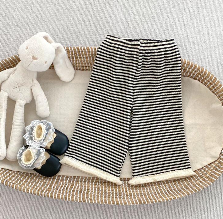 2025新入荷★子供服　ズボン★73CM〜120cm