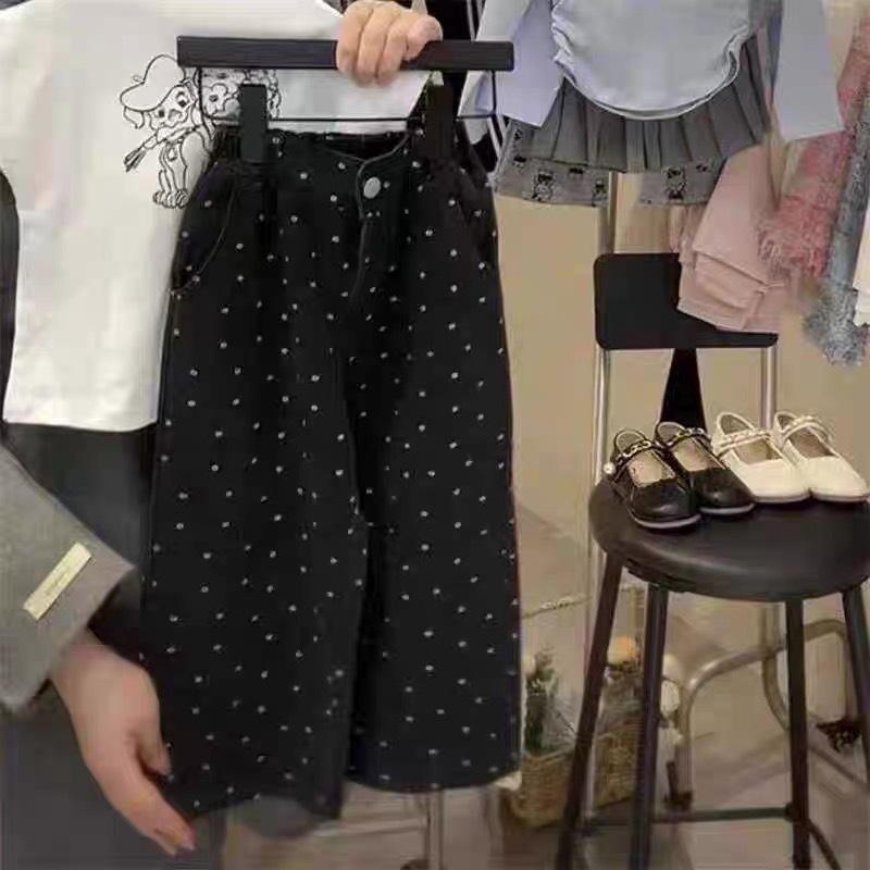 2025新入荷★子供服　ズボン★90cm〜140cm