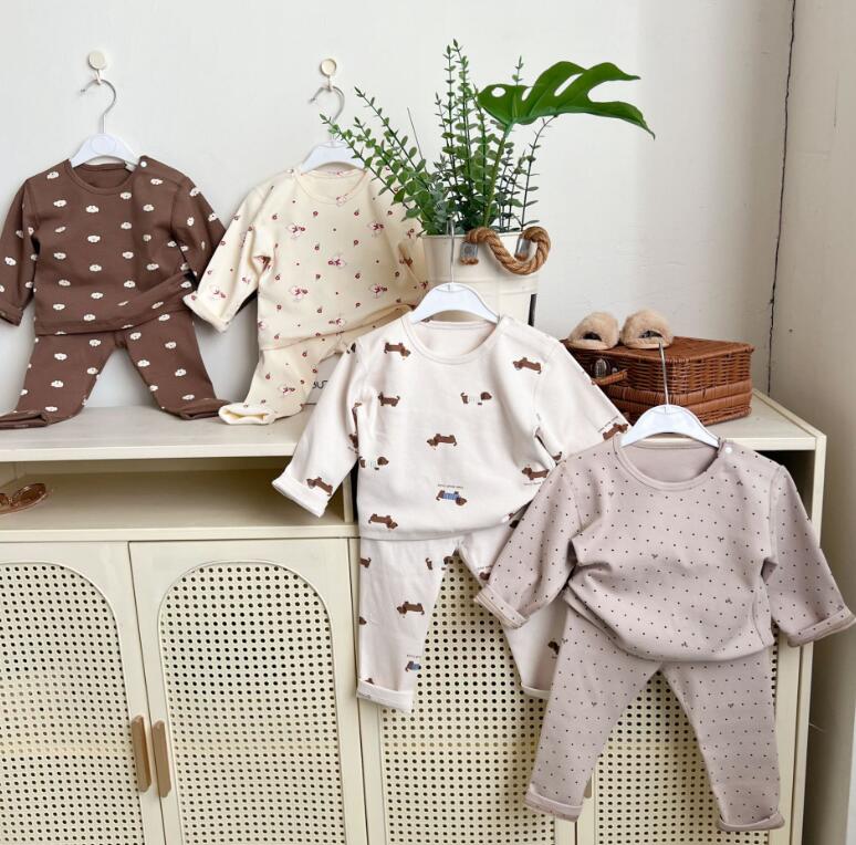 2025新品★子供服　ルームウェア　セットアップ★73CM〜100cm 4色