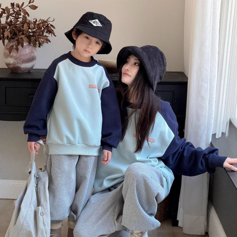 2025新品★子供服&親子服　トレーナー★90cm〜150cm 2色