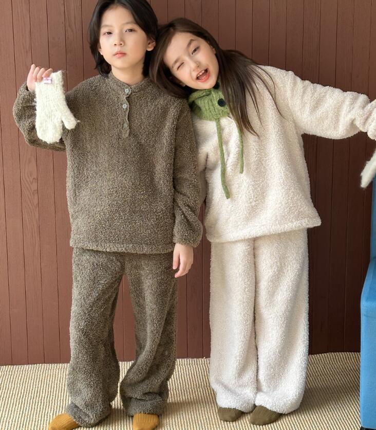 2025冬新品MXW★子供服　セットアップ　ルームウェア★90cm〜150cm 4色