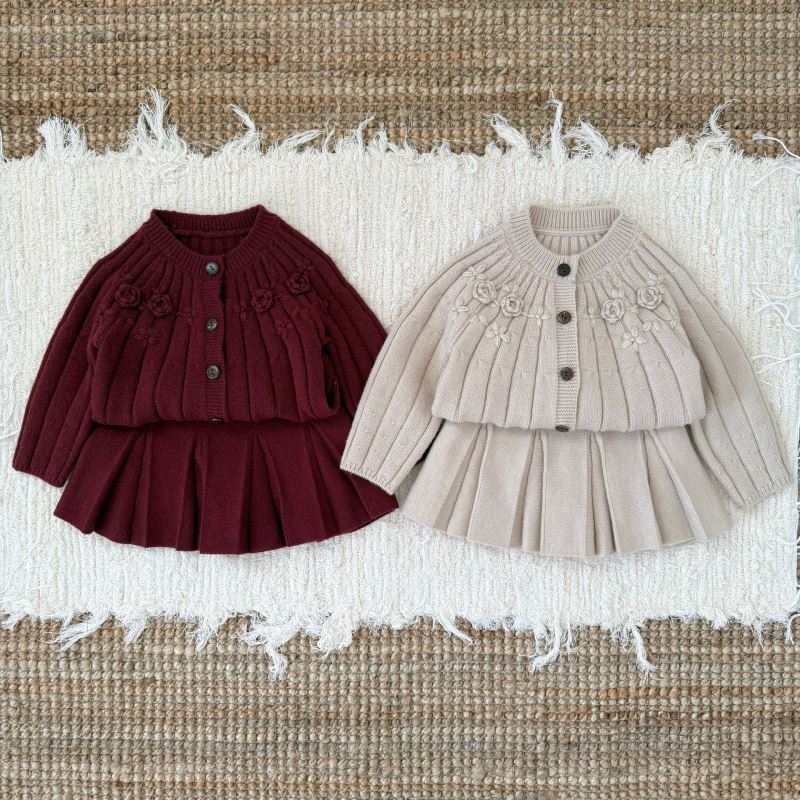 2025新品Cu★子供服　スカート&カーディガン分けて★80cm〜120cm 2色