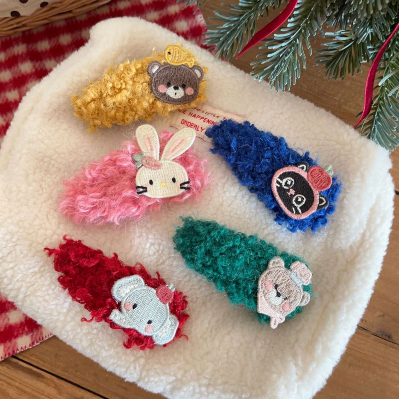 2025年新品★髪飾り　アクセサリー★ヘアビン