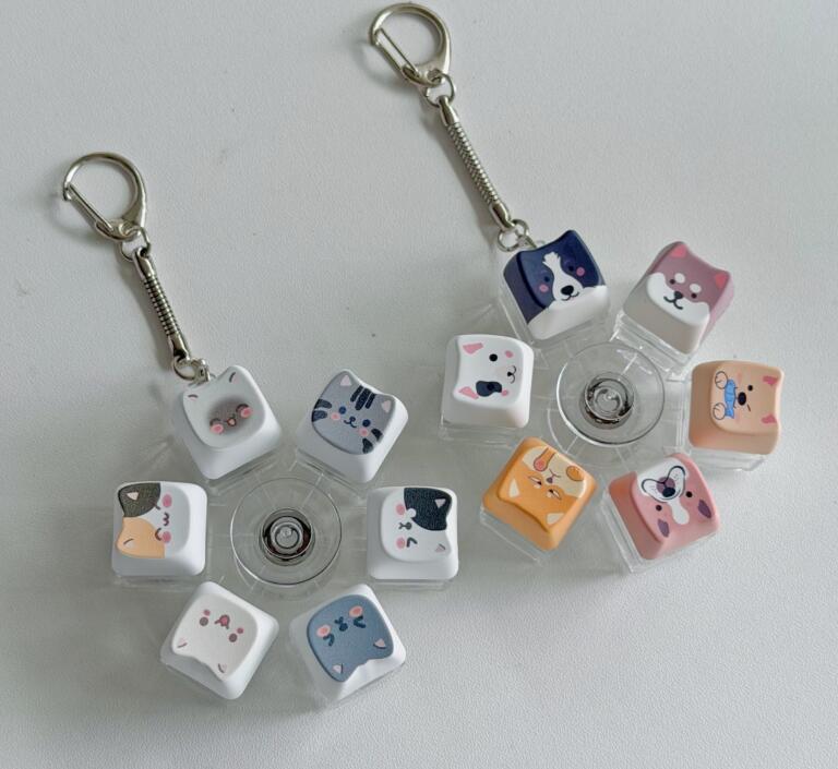 ★スクイーズトイ チャーム★もちもち押すストレス解消キーホルダー　装飾品★