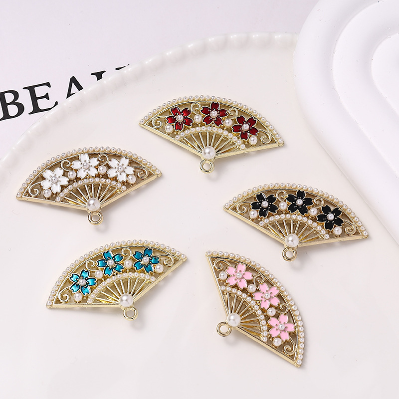 DIYパーツ★芸DIY★チャーム★デコパーツ★アクセサリー★手芸材料