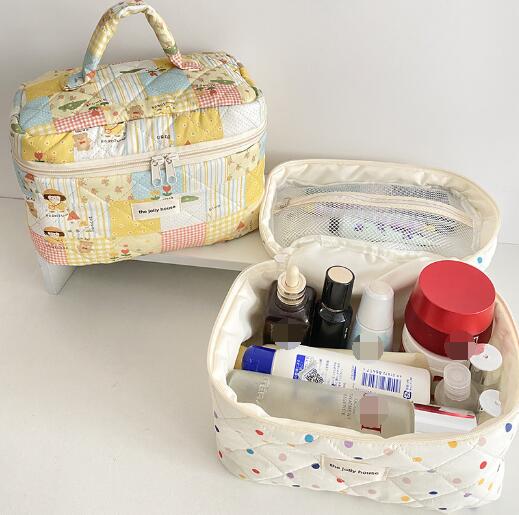 ★収納袋★化粧袋　2色★