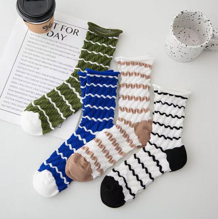 新作★靴下★レデイース★ソックス★大人用★女性用★ストライプ★4色