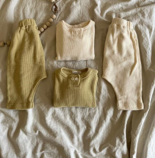 2023春新品★子供服　トップス　長袖　73-110cm★2色