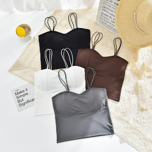 新入荷★パッド付き　ノンワイヤーブラ  ブラトップ　キャミソール　カップ付きブラジャー★4色