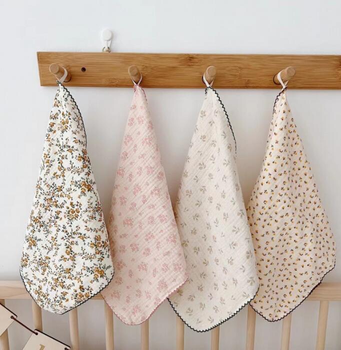 2023★涎掛け★食事用エプロン★前掛け★食事用ビブ★ベビー用★1セット=4点