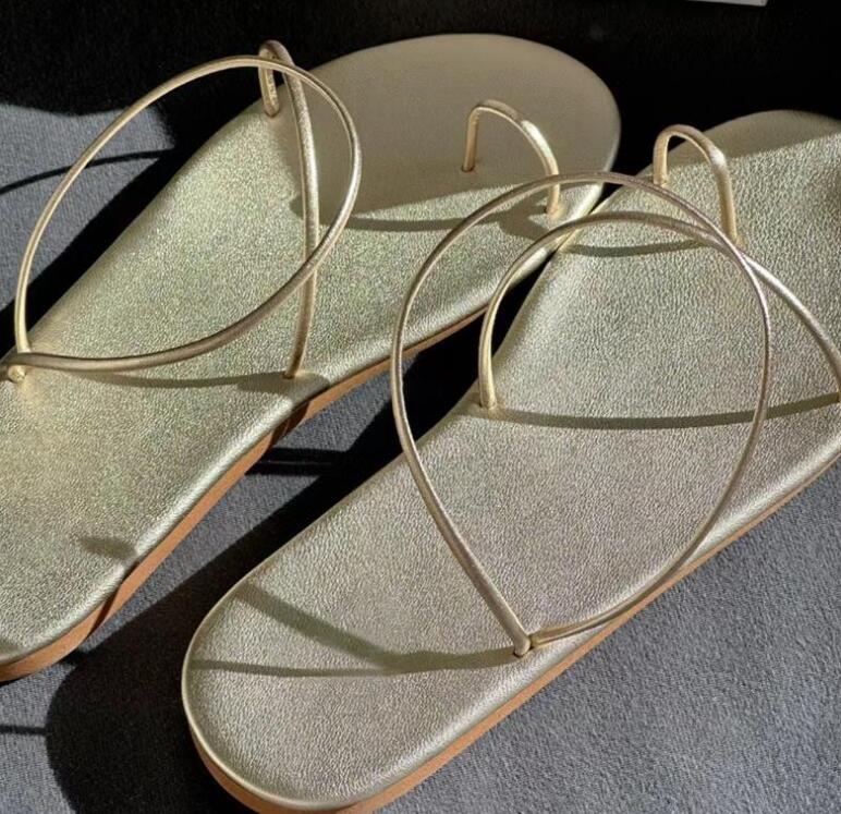 ★2023新作★レディース　スリッパ★(35-40)