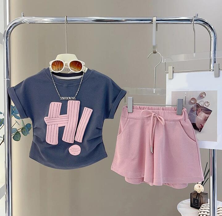 2023新品★子供服　トップス+ズボン　セットアップ★90-140cm★2色