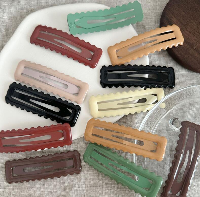 雑貨★髪飾り　ヘアビン★アクセサリー　7色選べ★