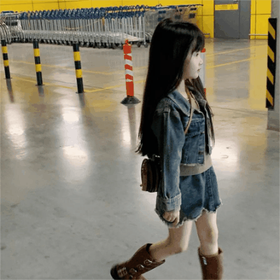 秋冬新作 オシャレ ガールズ デニム子供服 ジャンパー ショートスカート ジャケット+スカート 7-15