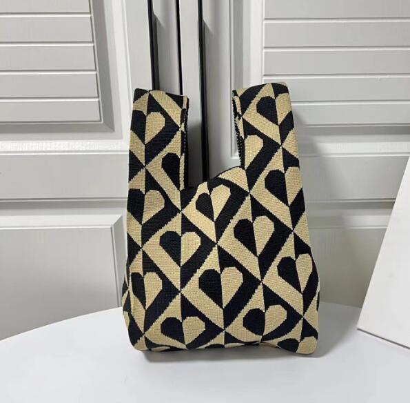 バッグ★レディース★トートバッグ★ハンドバッグ★ニットバッグ★大容量