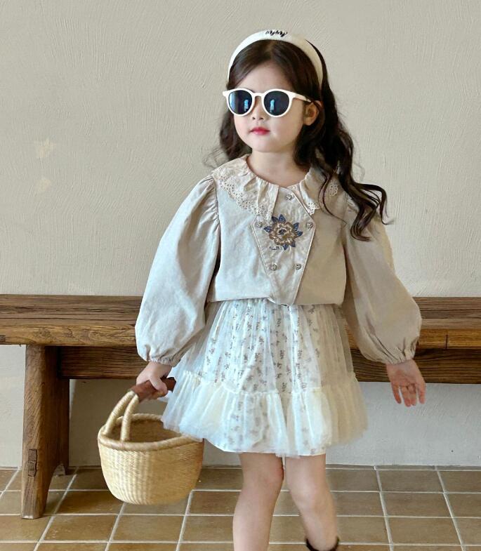 2024年新品★子供服 　刺繍トップス★90-140cm★