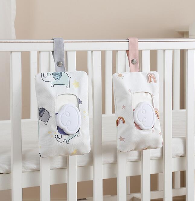 2024新型★赤ちゃんベッド用ウェットティッシュ収納袋　お出かけ用ティッシュバッグ