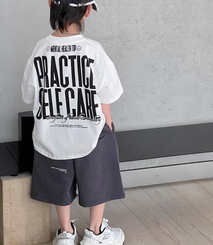 2024新品★子供服　トップス★100-160cm　2色