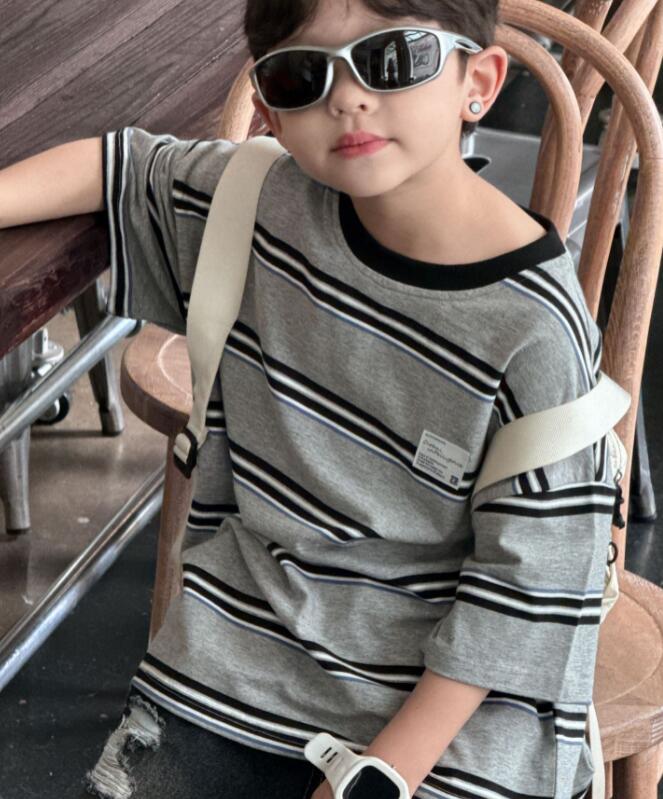 2024夏新品★子供服　トップス★90-140cm★2色