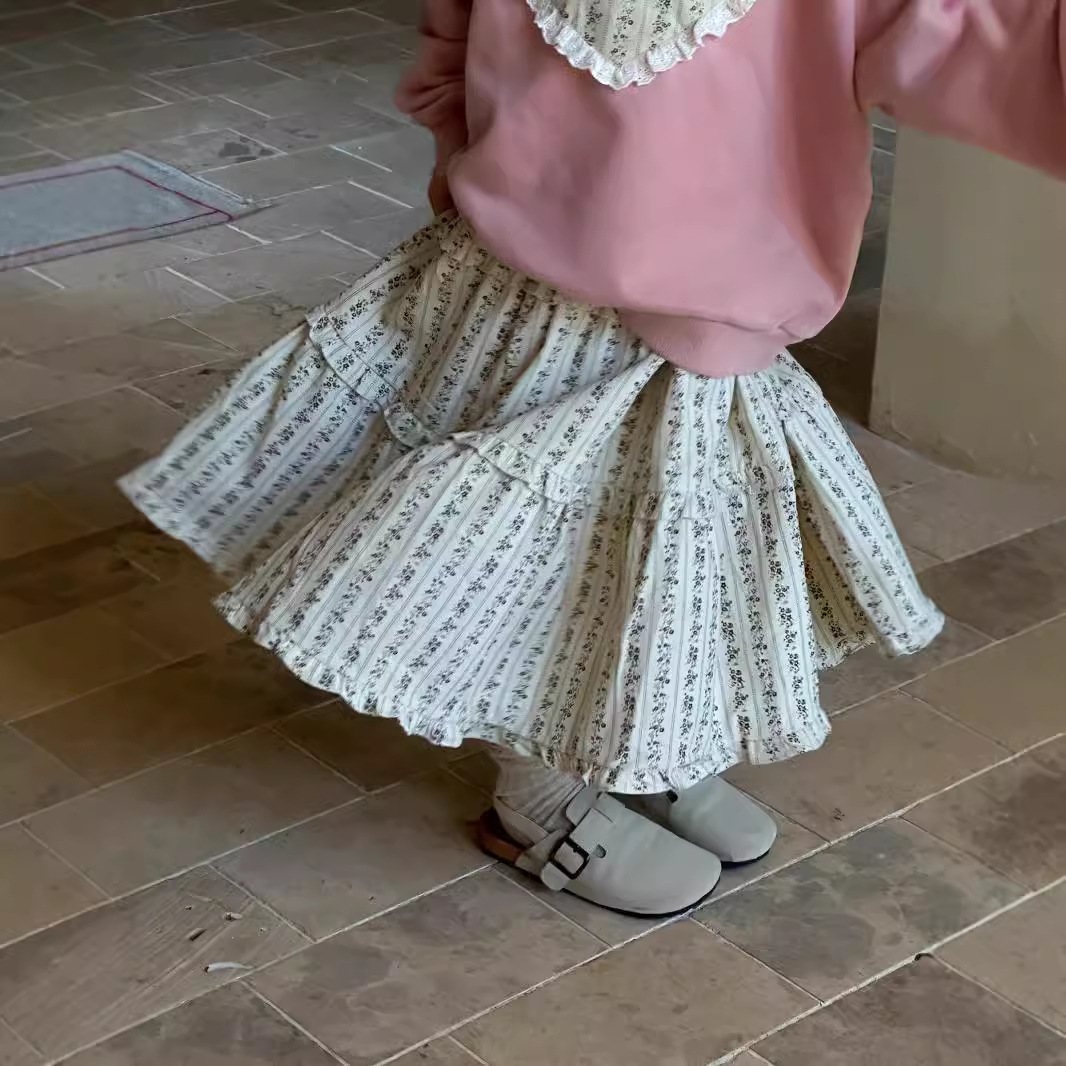 2024秋新品★子供服　スカート★90cm〜150cm 2色