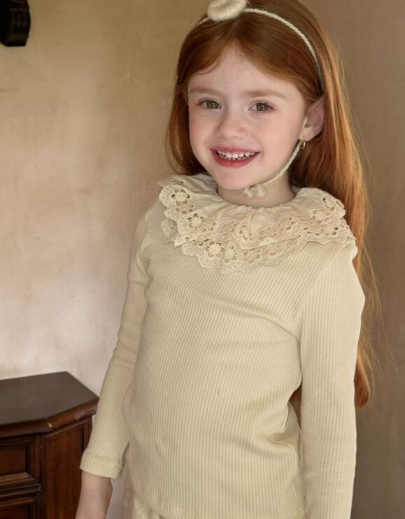 2024秋新品otaly★子供服　トップス★90cm〜130cm 2色