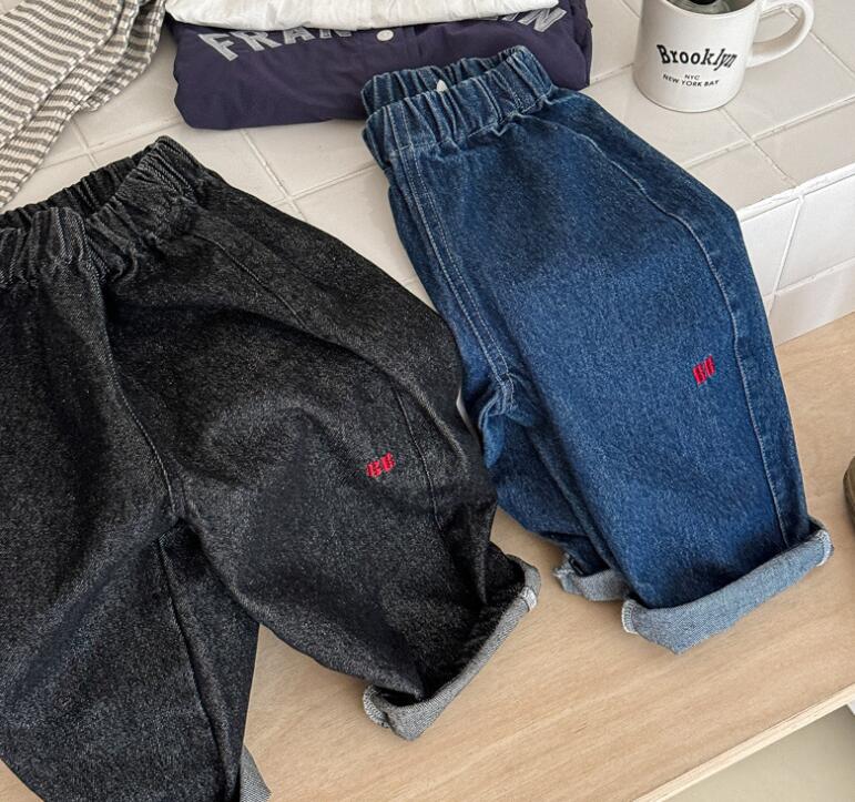 2024秋新入荷★子供服　ズボン★80cm〜130cm 2色