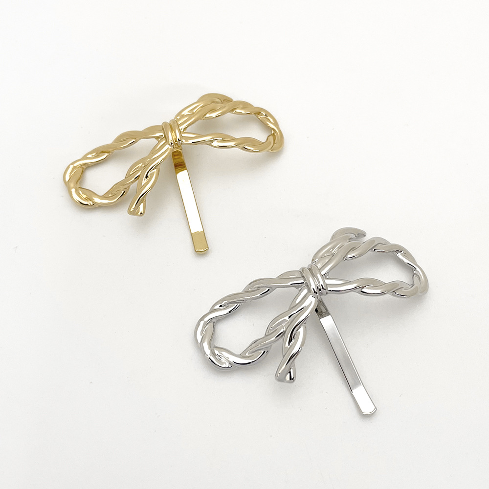 2024★髪飾り★ヘアアクセサリー★簪★ 2色