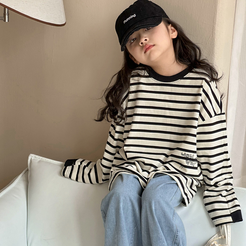 2024新作★子供服　トップス★110cm〜160cm