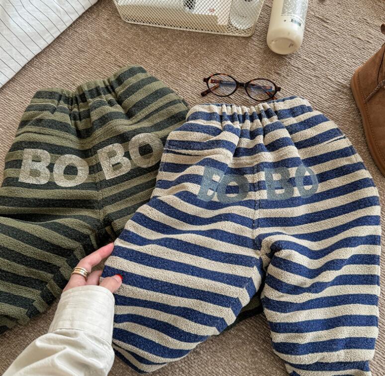 2024秋冬新品★子供服　ズボン　裏起毛★80cm〜130cm 2色