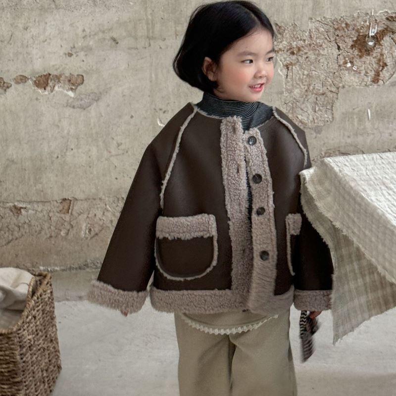 2024秋冬新品★子供服 　コート★90cm〜140cm
