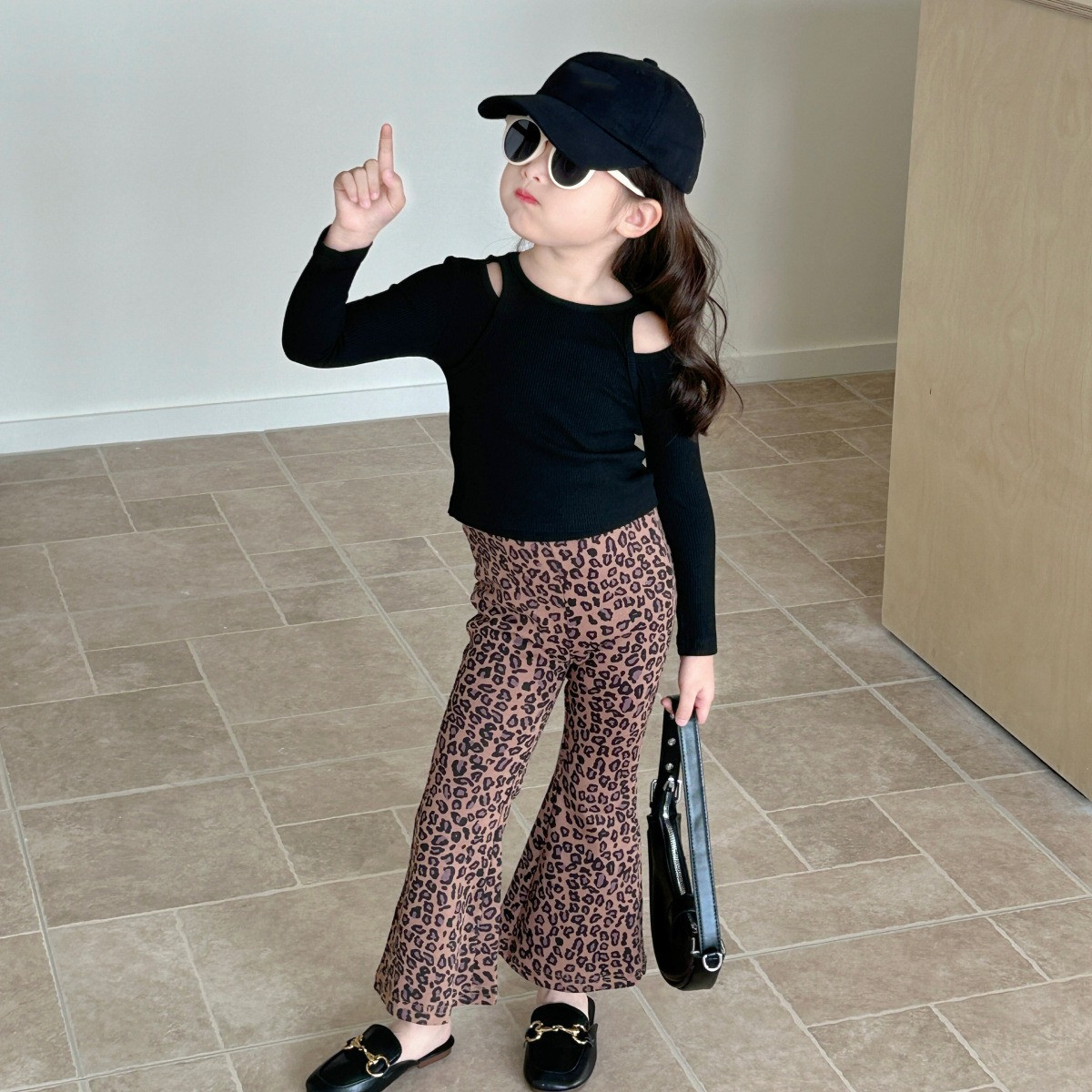 「2024」子供服★トップス★Tシャツ★ズボン★韓国風子供服★2色90cm〜140cm