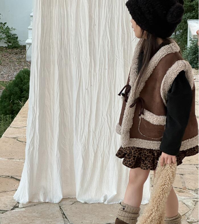 2024冬新品Y★子供服 　ベストコート★90cm〜150cm