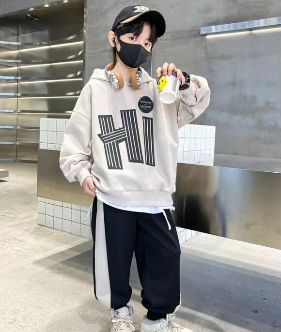 2024春秋新品★子供服　セットアップ★120cm〜170cm 2色