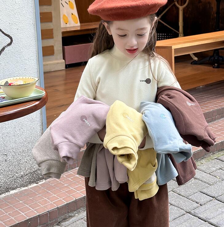 2024冬新入荷A★子供服　トップス  インナー★90cm〜160cm 7色