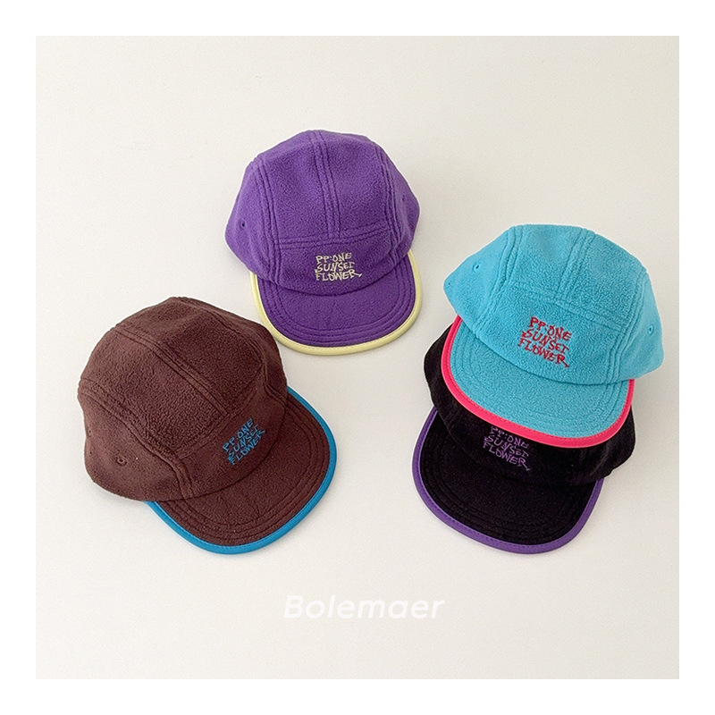 2024★キッズ帽子★ハット★キャップ★ 4色