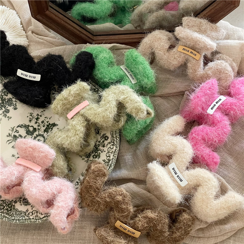 2024★髪飾り★ヘアアクセサリー★バンスクリップ★ヘアクリップ