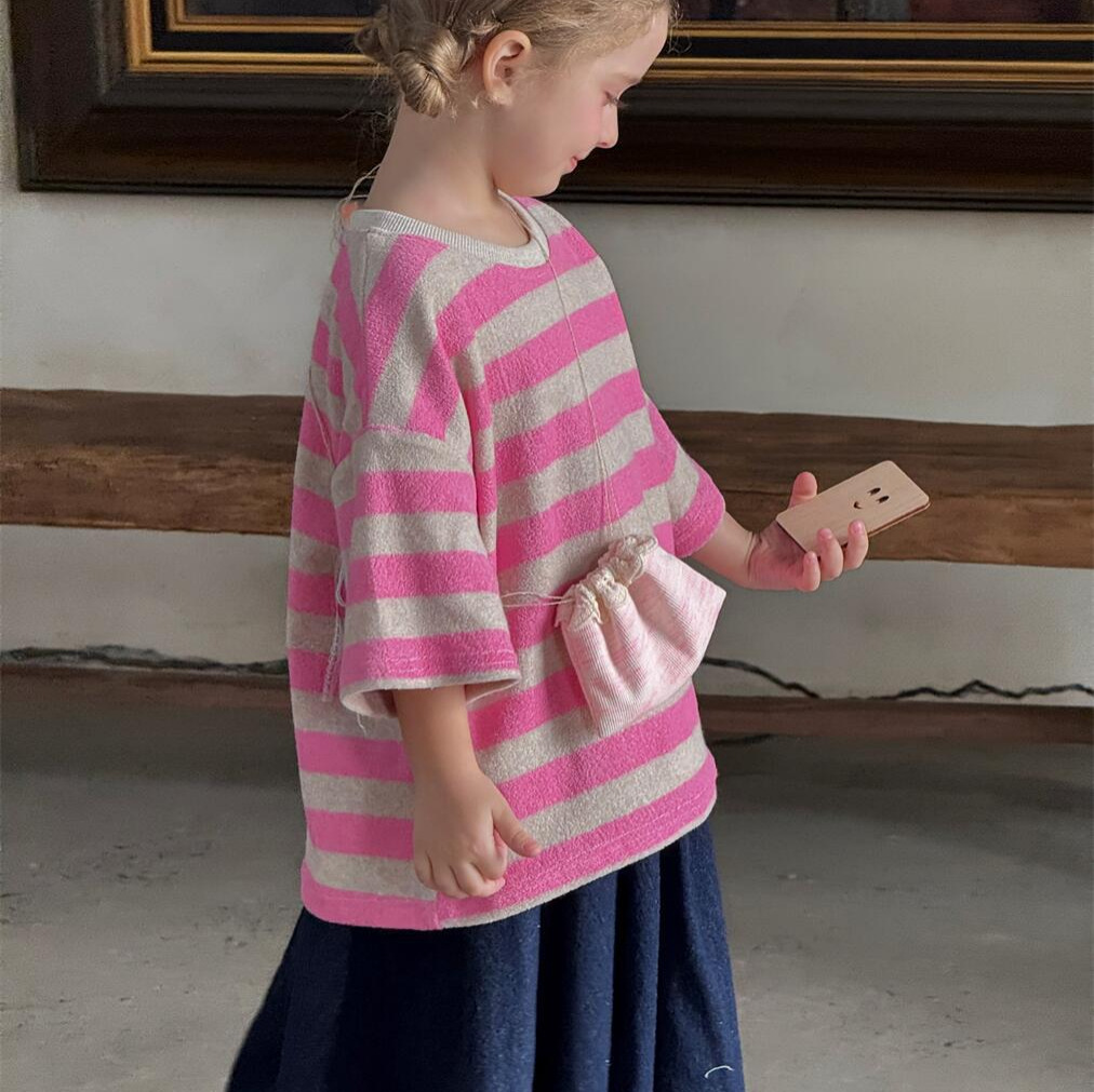 2025春新作J★子供服　トップス★90cm〜140cm 2色