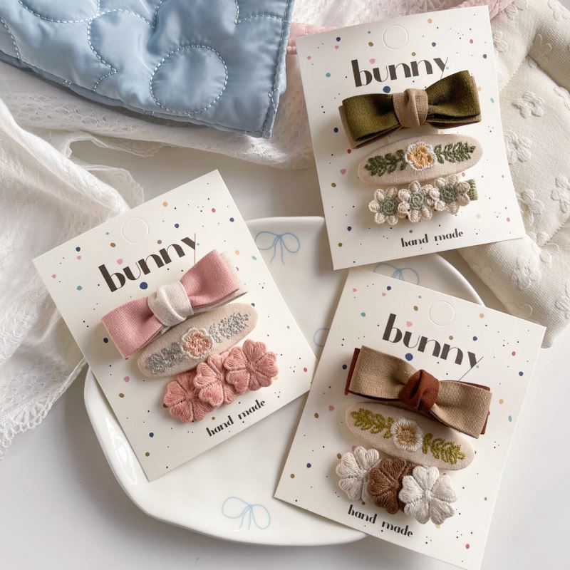 雑貨★子供用髪飾り　ヘアビン★アクセサリー★3色