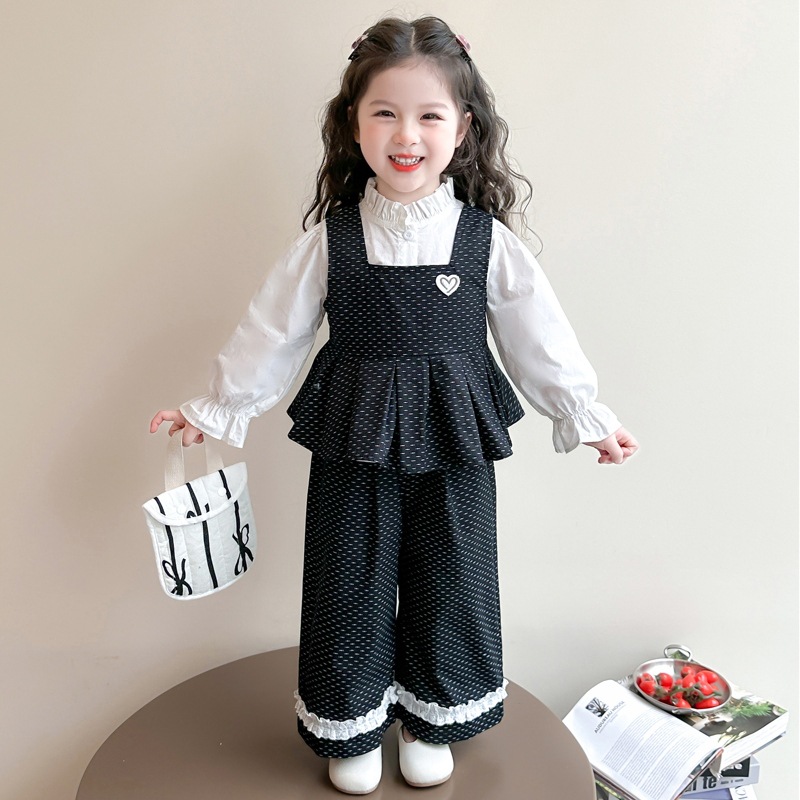 2025新品★子供服　セットアップ★90cm〜140cm