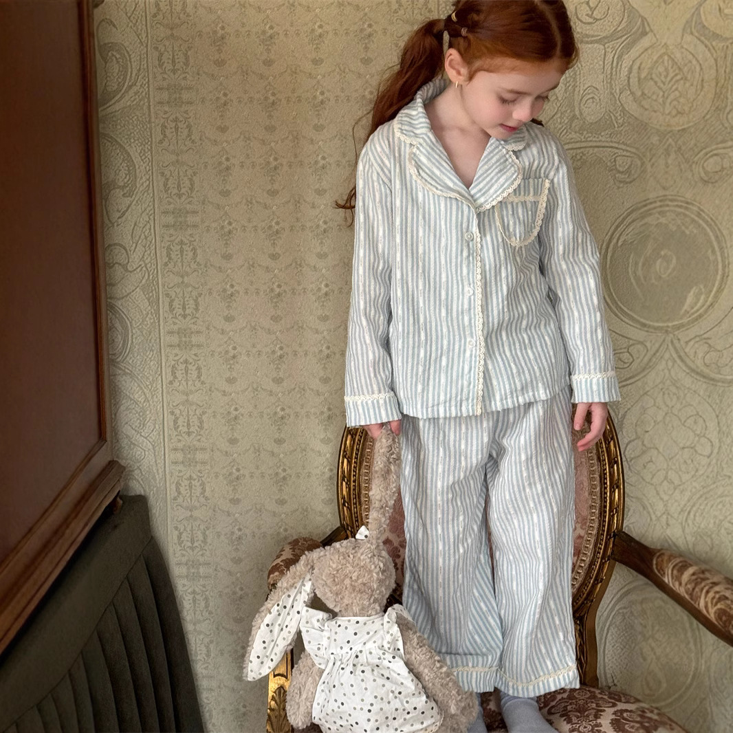 2025新品CL★子供服　セットアップ  ルームウェア★90cm〜140cm