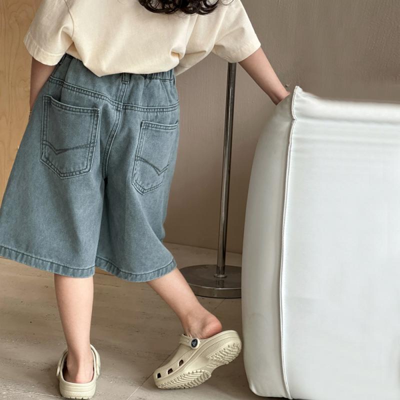 2025新入荷★子供服　デニムズボン★120cm〜170cm
