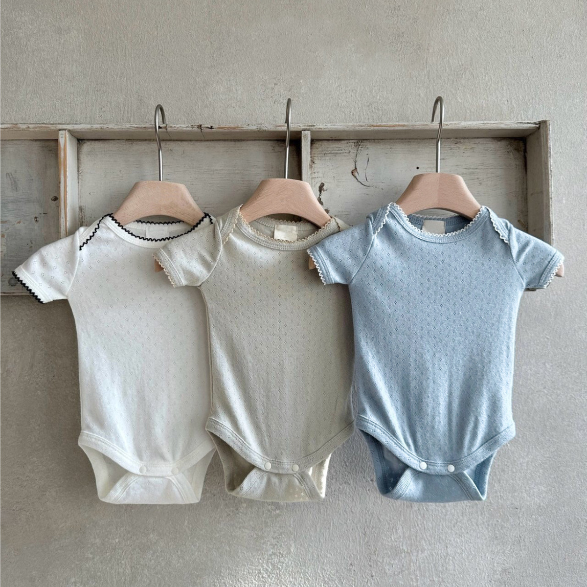 2025新入荷★ベビー服　ロンパース★66cm〜90cm 3色