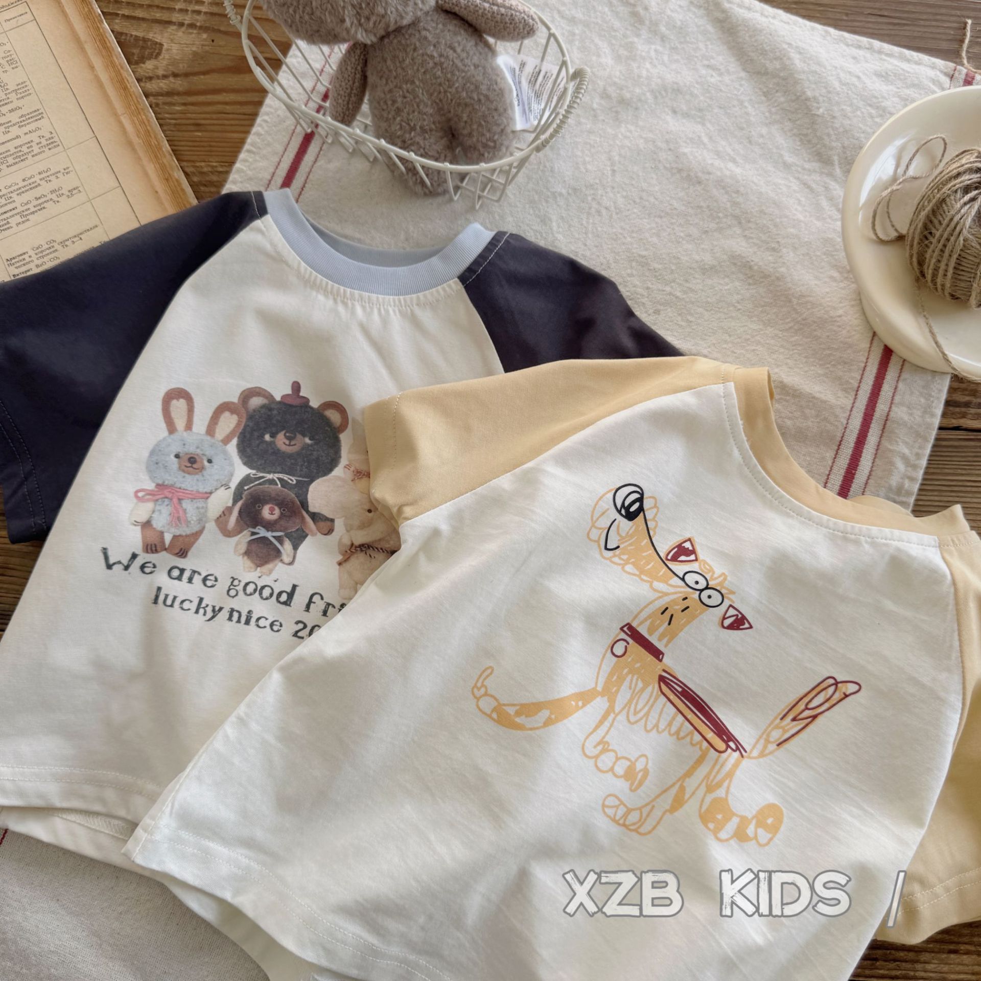 2025新作★子供服　トップス★80cm〜140cm 2色