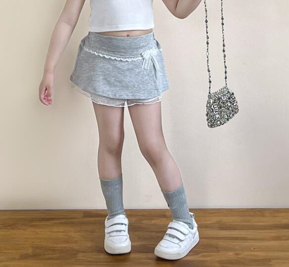2025新品★子供服　スカート　インパン付き★90cm〜140cm