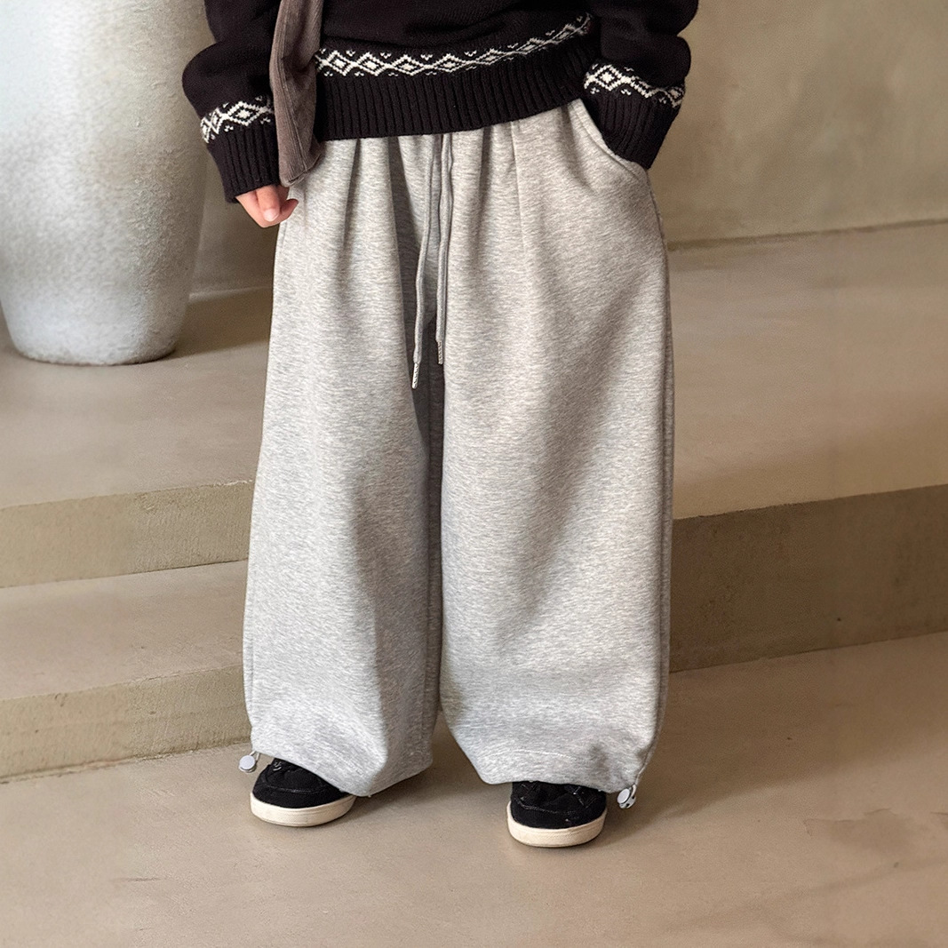 2025秋新入荷★子供服　ズボン★90cm〜150cm 2色
