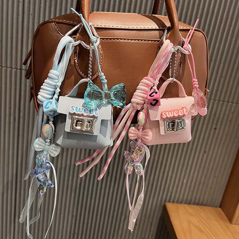★可愛いキーホルダー　装飾品★キーチェーン★バッグチャーム