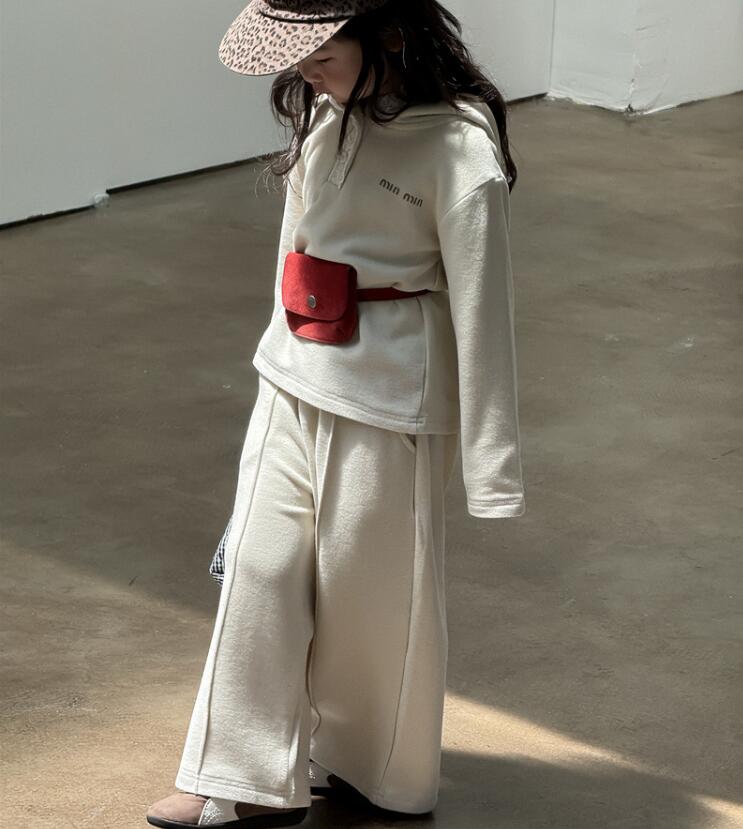 2025秋新品★子供服　セットアップ★90cm〜140cm