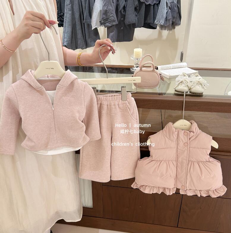 2025冬新品XN★子供服　セットアップ&ベストコート分けて★80cm〜130cm