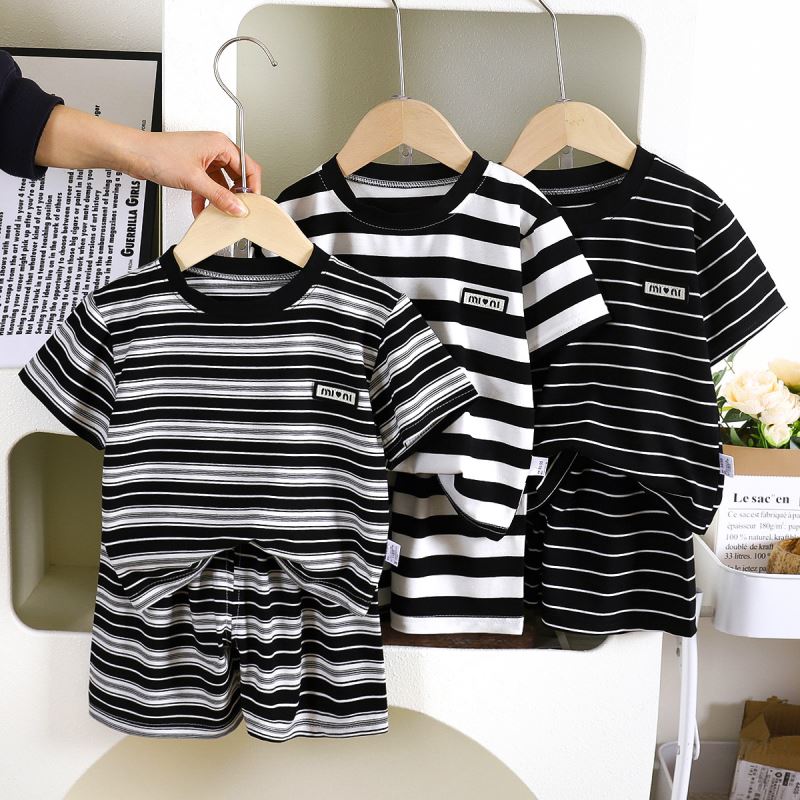2026新品★子供服　セットアップ★80cm〜140cm 3色